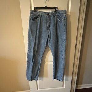 Wrangler Men's Relaxed Fit Blue Jeans